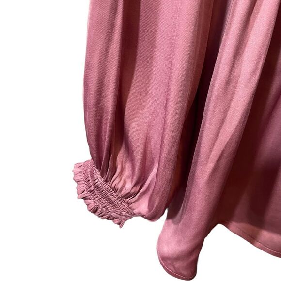 Torrid Peplum Pink Satin Smocked Waist Top Size 1X NWT - Picture 7 of 9
